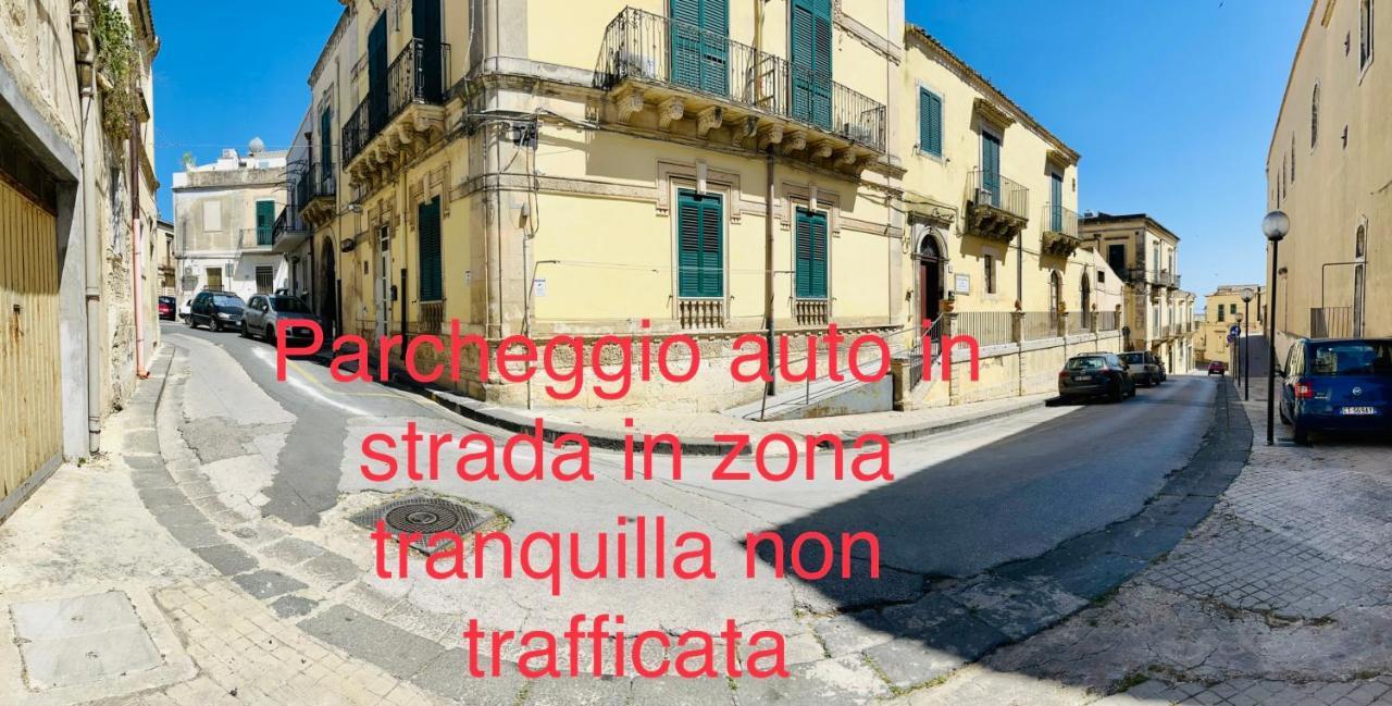מלון נוטו La Casa Del Barocco מראה חיצוני תמונה