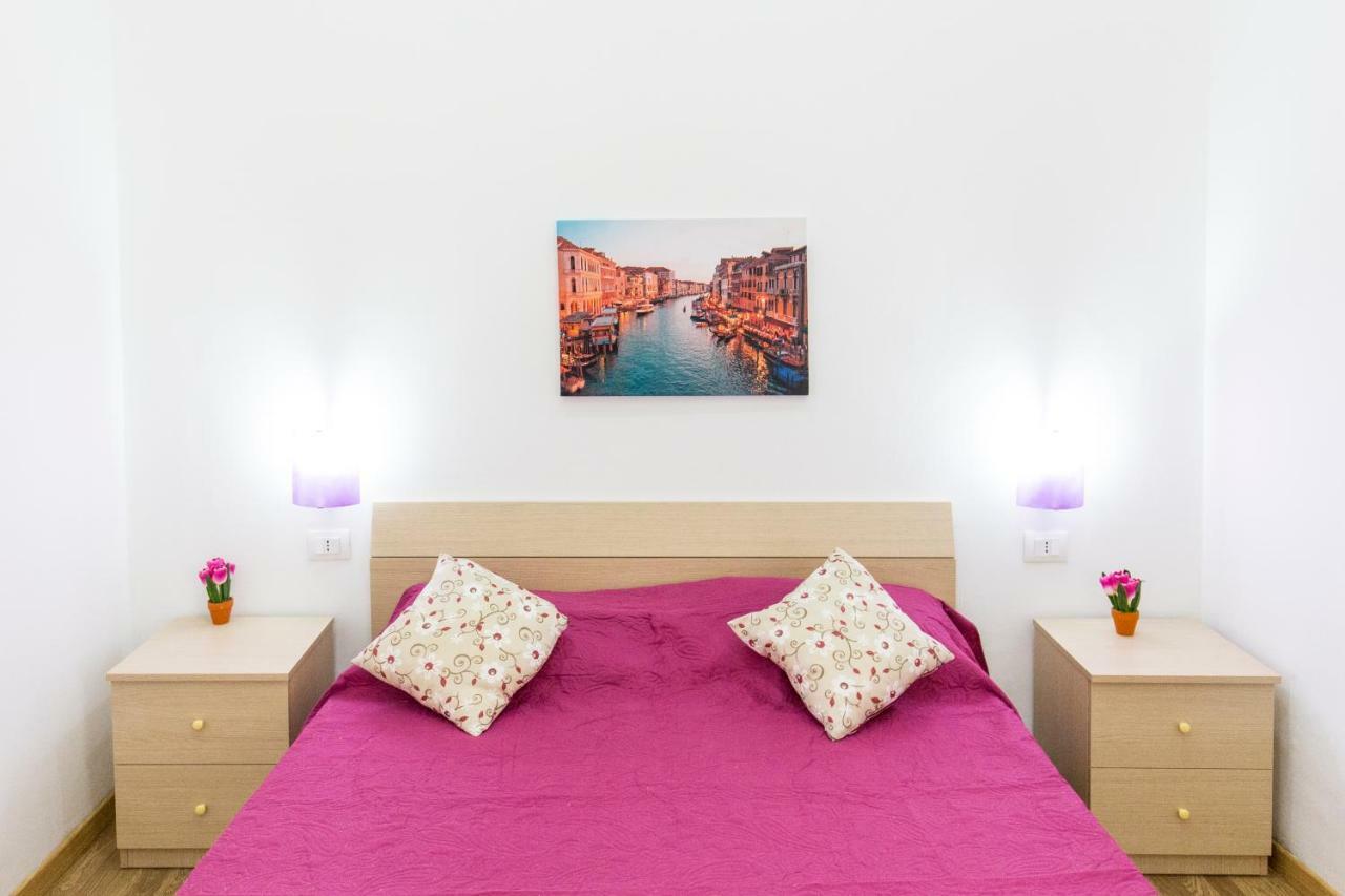 מלון נוטו La Casa Del Barocco מראה חיצוני תמונה
