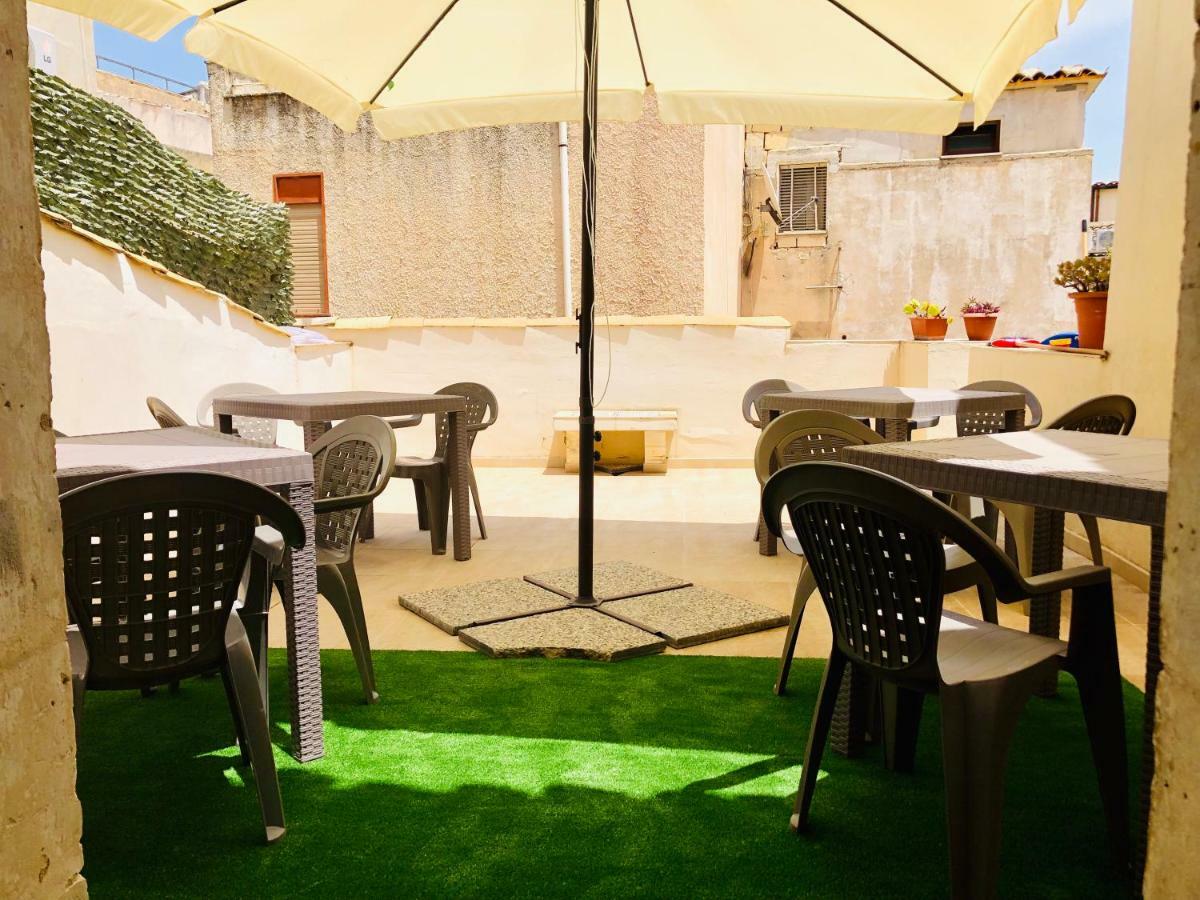 מלון נוטו La Casa Del Barocco מראה חיצוני תמונה