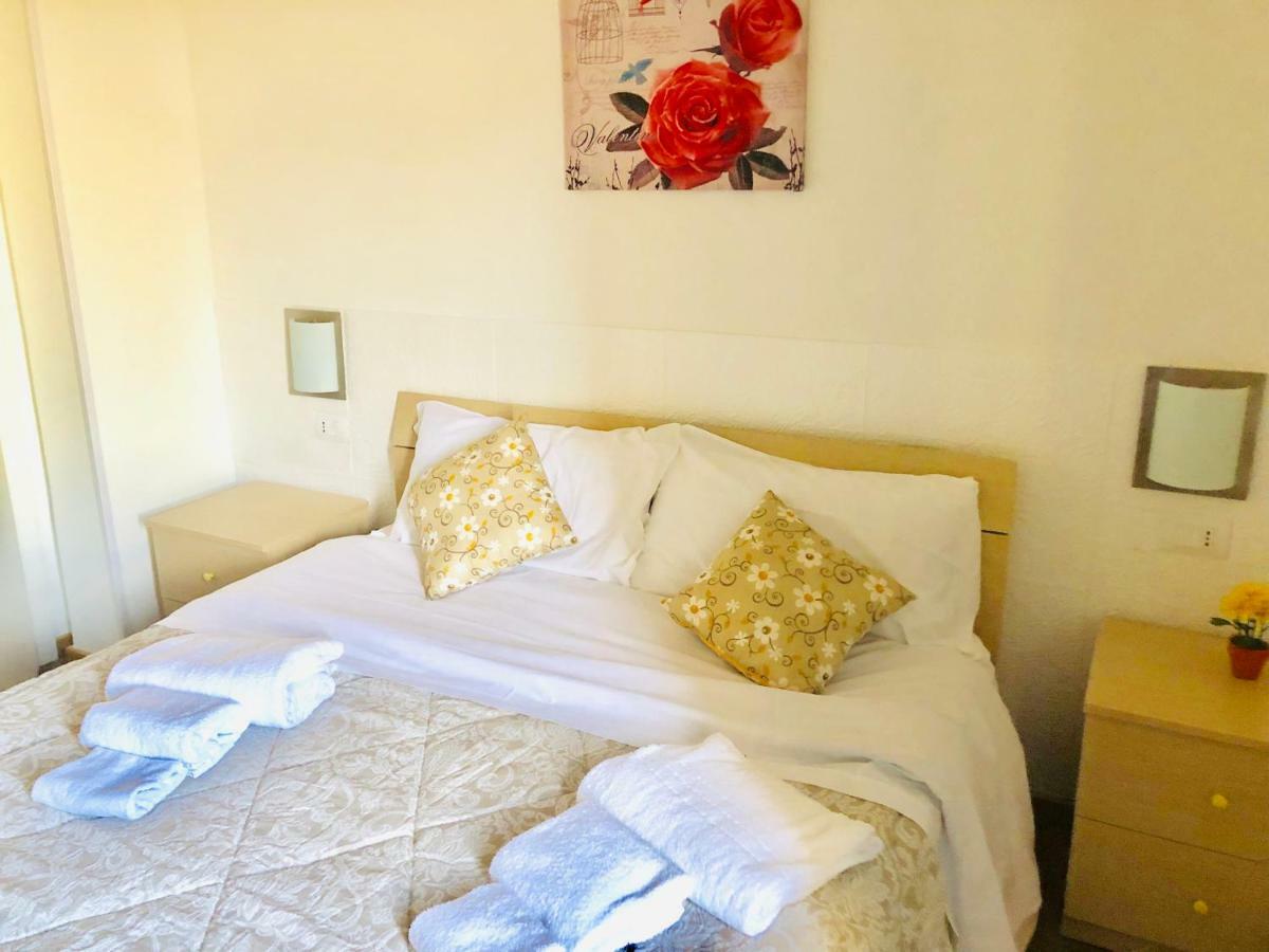 מלון נוטו La Casa Del Barocco מראה חיצוני תמונה