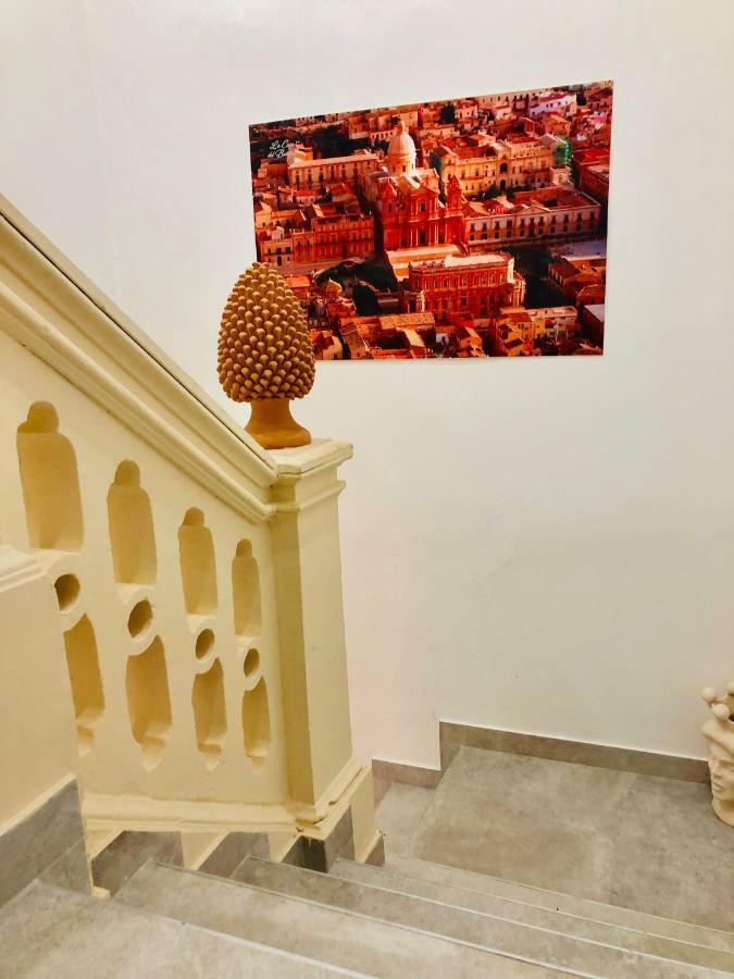 מלון נוטו La Casa Del Barocco מראה חיצוני תמונה